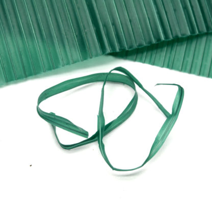 100 X Wire Twist Plastic Coated Garden Wire Plant Ties