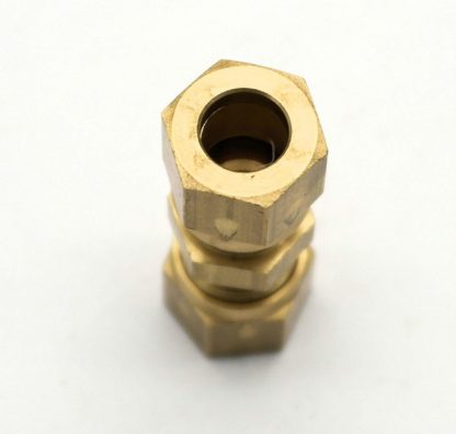 British Made 8Mm To 8Mm Brass Compression Fitting  (16)