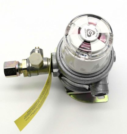 30Mbar 8Mm 2 Cylinder Auto Changeover Caravan And Motorhome Regulator (0332)