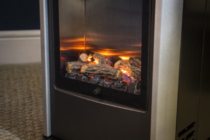 Manhattan Real Flame Log Effect Calor Gas Mobile Portable Heater - Image 2