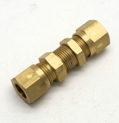 British Made 8Mm To 8Mm Equal Ended Bulkhead Brass Compression Coupling (32)