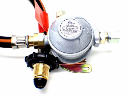 30mbar 10mm Outlet Caravan Regulator Kit 0.75m Handwheel Pigtail for Propane - Image 2